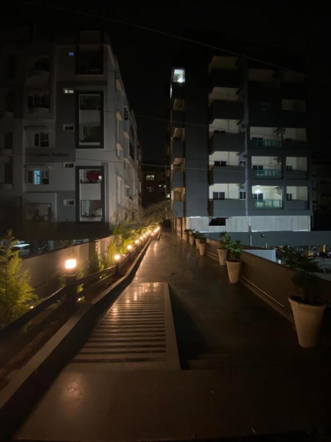 Rove By Boston Living Hyderabad Exterior foto